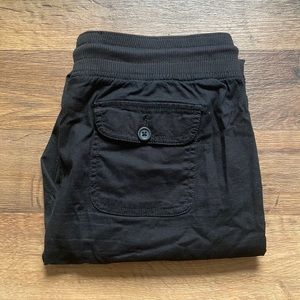 Harlow Women’s Black Cargo Joggers